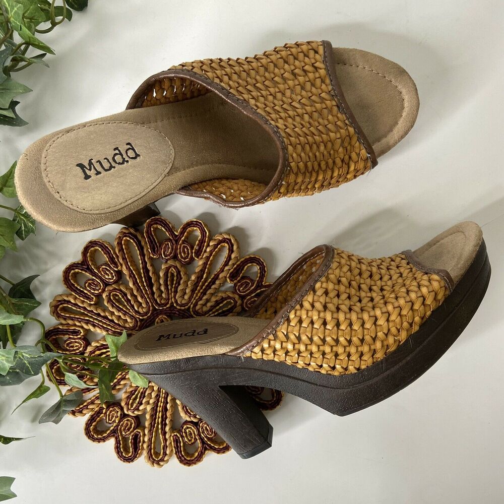 Mudd Brown Woven Slip On Chunky Platform Open Toe Heels size 8